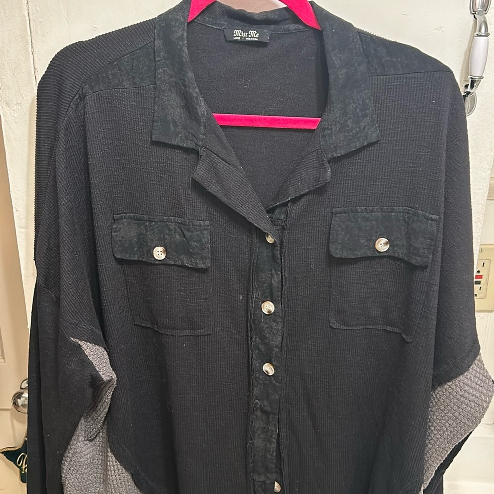 Miss me button up